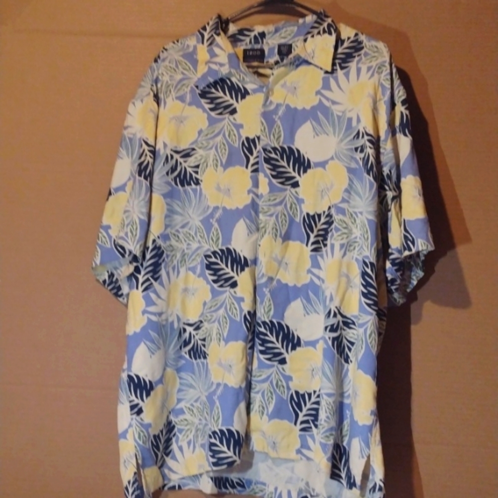 IZOD XXL men's Hawaiian shirt 100 percent silk washable